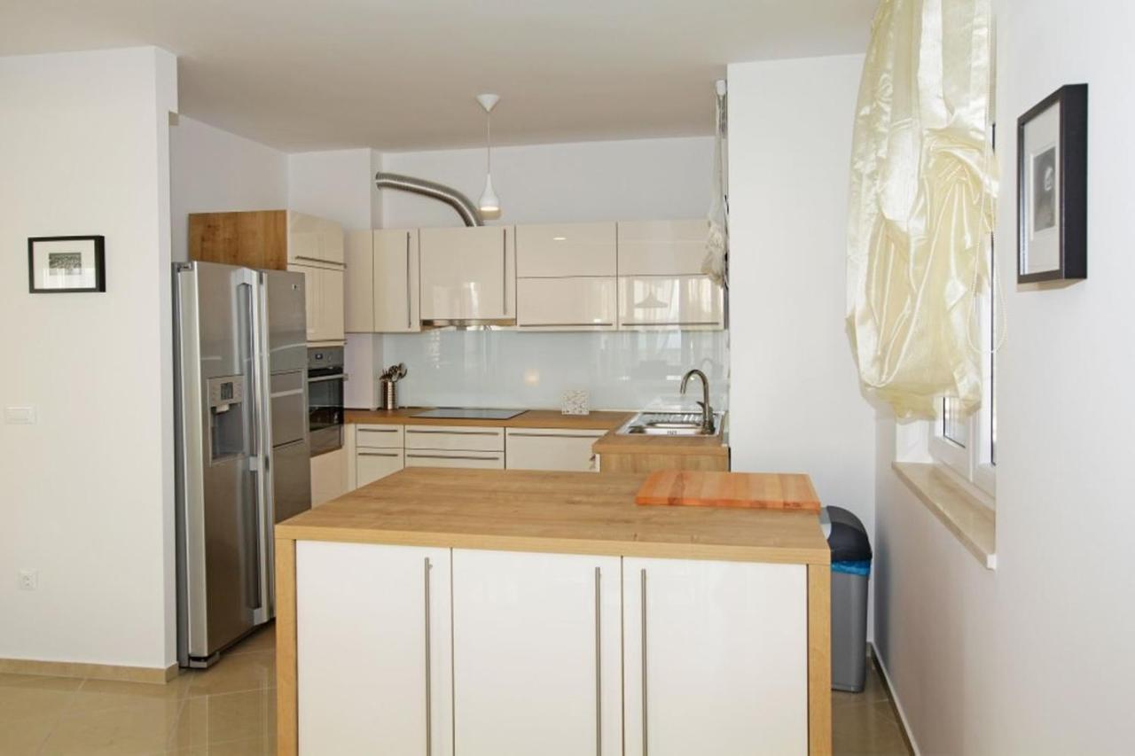 Apartment Bol A6 With Pool From 45 Eur Per Person Экстерьер фото